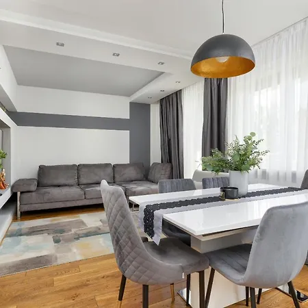 Excellent With Parking & Balcony By Renters